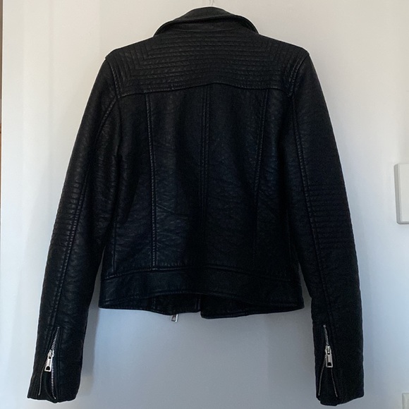 Zara Faux Leather Jacket with Removable Faux Fur Collar in size Medium - Picture 3 of 12